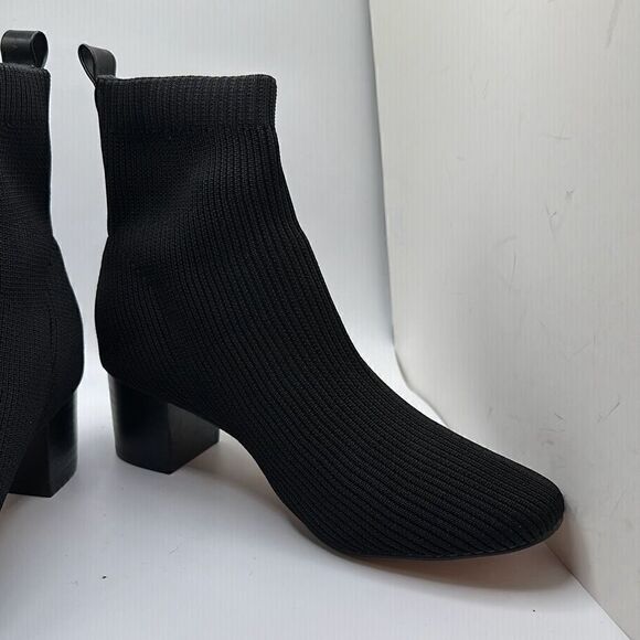 CUSHIONAIRE Women's Stretch bootie +Memory Foam 8 BLACK - Picture 6 of 7